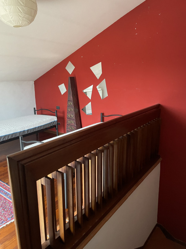 SACRO CUORE vicinanza Altichiero, proponiamo porzione di casa con ingresso indipendente.
La casa ...