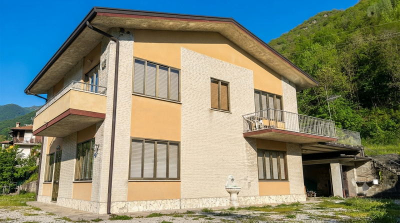 (Per INFO Mattias Gioia 3494222146) A Vittorio Veneto, in posizione strategica vicino alla A27, i...