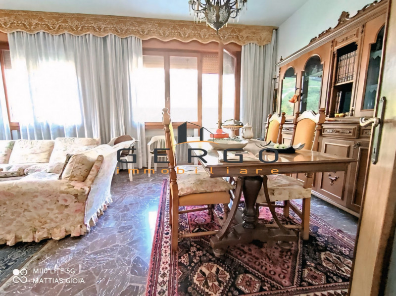 (Per INFO Mattias Gioia 3494222146) A Vittorio Veneto, in posizione strategica vicino alla A27, i...