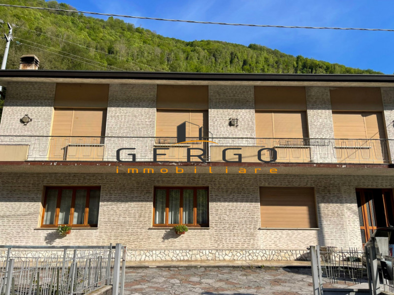 (Per INFO Mattias Gioia 3494222146) A Vittorio Veneto, in posizione strategica vicino alla A27, i...