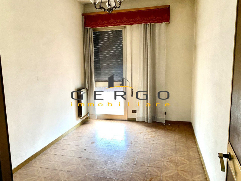 (Per INFO 3316190143 ) A Castelminio di Resana, in zona centrale, proponiamo abitazione del '76, ...