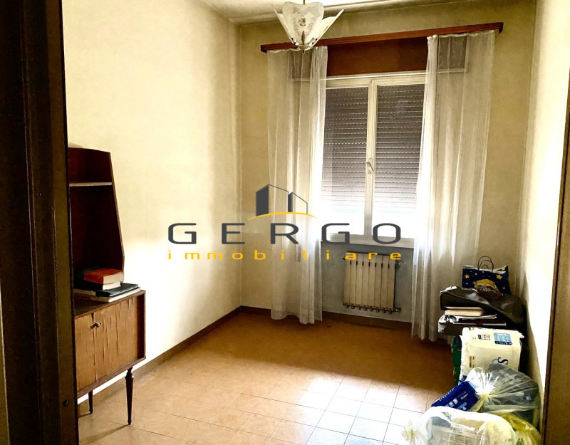 (Per INFO 3316190143 ) A Castelminio di Resana, in zona centrale, proponiamo abitazione del '76, ...