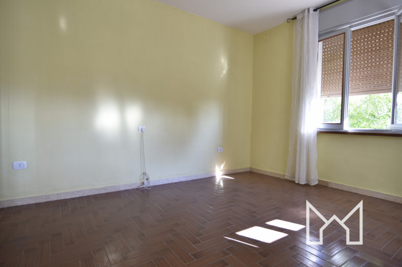 BORSO- In zona panoramica comoda a tutti i servizi, proponiamo abitazione centrale disposta su tr...