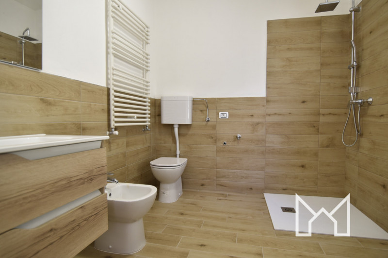 BORSO- In zona panoramica comoda a tutti i servizi, proponiamo abitazione centrale disposta su tr...