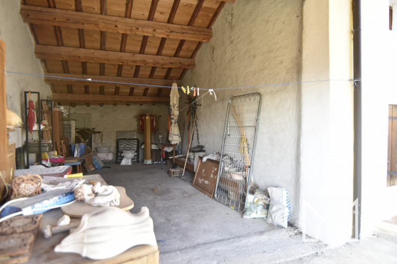 BORSO- In zona panoramica comoda a tutti i servizi, proponiamo abitazione centrale disposta su tr...