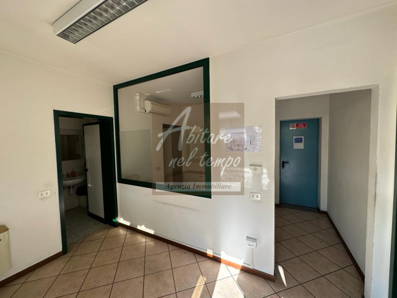 SAN GIORGIO IN BOSCO (PD) - CAPANNONE ARTIGIANALE


Proponiamo in vendita un capannone artigianal...