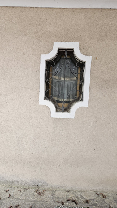 Nel cuore pulsante del centro storico di Este, a pochi passi dalla suggestiva Piazza Maggiore e i...