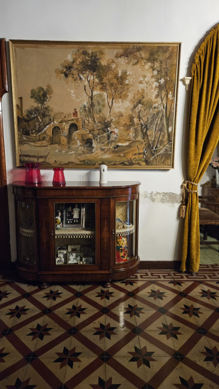 Nel cuore pulsante del centro storico di Este, a pochi passi dalla suggestiva Piazza Maggiore e i...