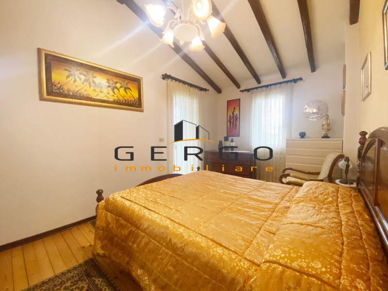 (Per INFO Mara 3481536890) Ad Eraclea, località Brian, proponiamo in vendita una splendida villet...