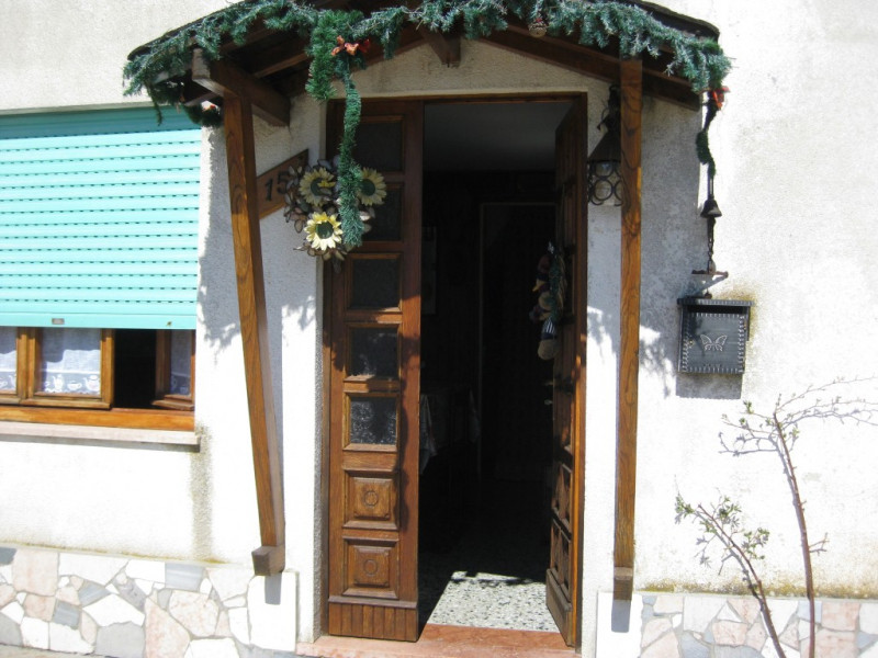 Sull'Altopiano di ASIAGO, in zona TRESCHE' CONCA di Roana, 
proponiamo una casa indipendente di c...