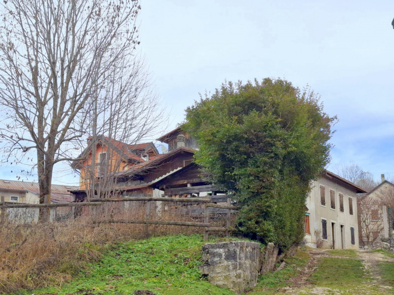 Sei alla ricerca di un immobile da ristrutturare per poterlo personalizzare? 
Sull'Altopiano di A...