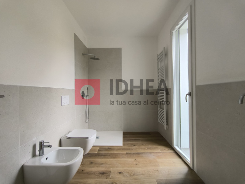 SILEA: FRAZIONE

In prestigioso contesto residenziale di nuove costruzioni, proponiamo in vendita...