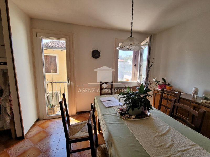 AFFITTASI BICAMERE ARREDATO A SANTA LUCIA 
VICENZA, PARAGGI SANTA LUCIA, a pochi passi da Ponte d...
