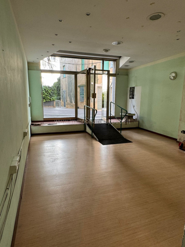 Negozi in Affitto a Sinalunga