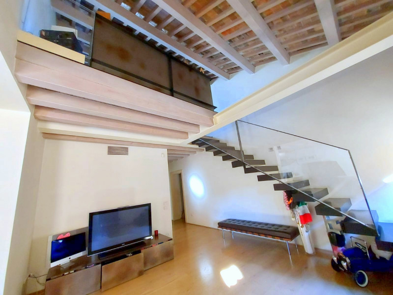 PONTE MOLINO: AFFASCINANTE APPARTAMENTO IN PALAZZETTO €.1.000.000 RIF.CLR001

Elegante e raffinat...