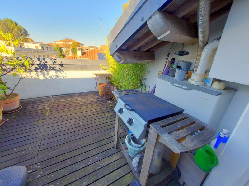 PONTE MOLINO: AFFASCINANTE APPARTAMENTO IN PALAZZETTO €.1.000.000 RIF.CLR001

Elegante e raffinat...