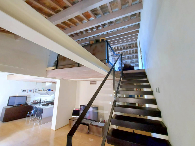 PONTE MOLINO: AFFASCINANTE APPARTAMENTO IN PALAZZETTO €.1.000.000 RIF.CLR001

Elegante e raffinat...