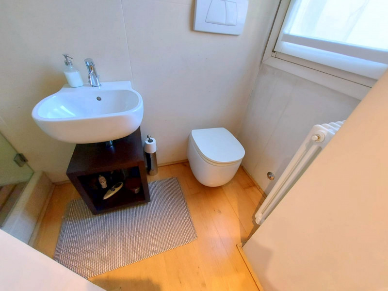 PONTE MOLINO: AFFASCINANTE APPARTAMENTO IN PALAZZETTO €.1.000.000 RIF.CLR001

Elegante e raffinat...