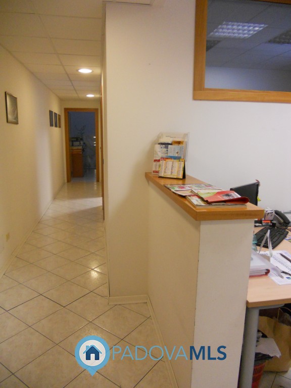 Riferimento per l'Agenzia 91118 Noventa Padovana/Camin: SOLO PER INVESTIMENTO LOCATO A REDDITO! I...