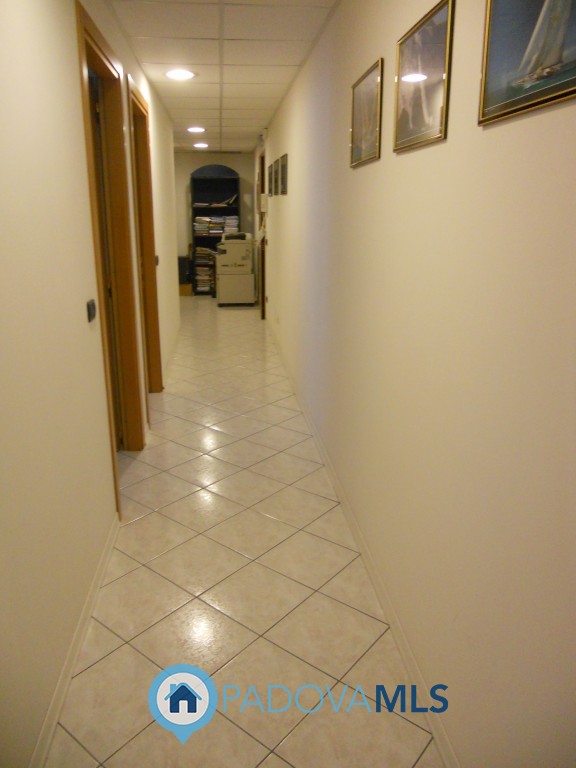 Riferimento per l'Agenzia 91118 Noventa Padovana/Camin: SOLO PER INVESTIMENTO LOCATO A REDDITO! I...