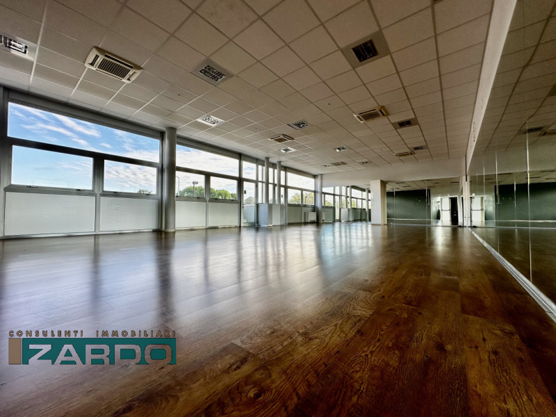 Ampio e Luminosio Spazio Direzionale | Castello di Godego