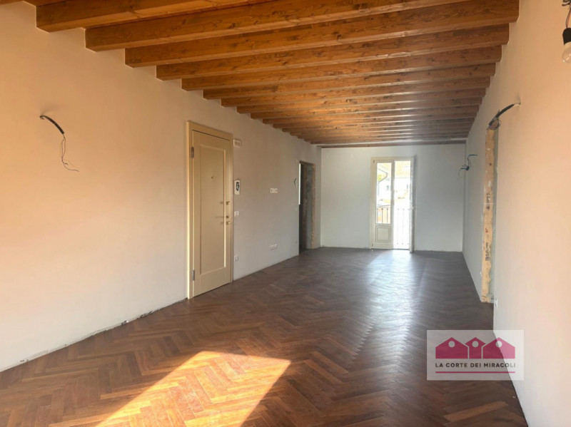 SAN ROCCO: PIANO SECONDO (ULTIMO), ASCENSORE, UNITA' NUOVA SU PALAZZETTO DI TRE UNITA' IN TOTALE,...