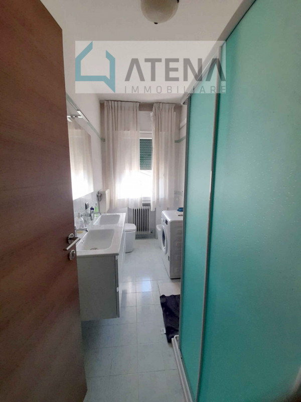 rif. 23636

PADOVA - FORCELLINI
affitto stanza LIBERA DAL 1 LUGLIO 2026 - SOLO RAGAZZA

In quarti...