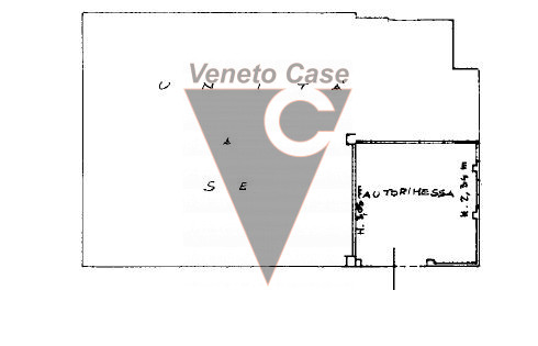 Proponiamo in vendita immobile residenziale suddiviso in due porzioni indipendenti rispettivament...