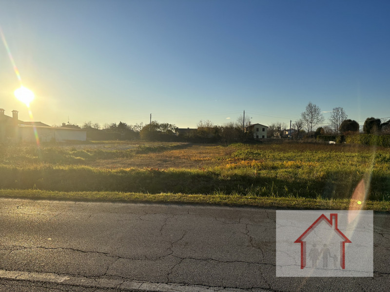 Rif.: PTE009 
Per informazioni Paolo 3488545745

Se siete alla ricerca di un terreno edificabile ...