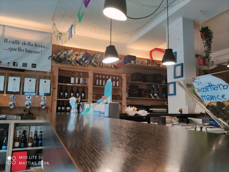 (Per INFO Mattias 3494222146) A Oderzo, in via Garibaldi, in centro storico, si vende attività qu...