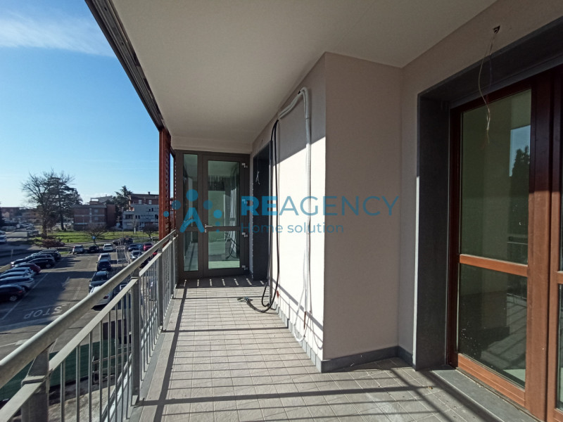 STAI CERCANDO UNA SOLUZIONE NUOVA IN CLASSE A, COMODA A TUTTI I SERVIZI, CON TERRAZZO ABITABILE?
...