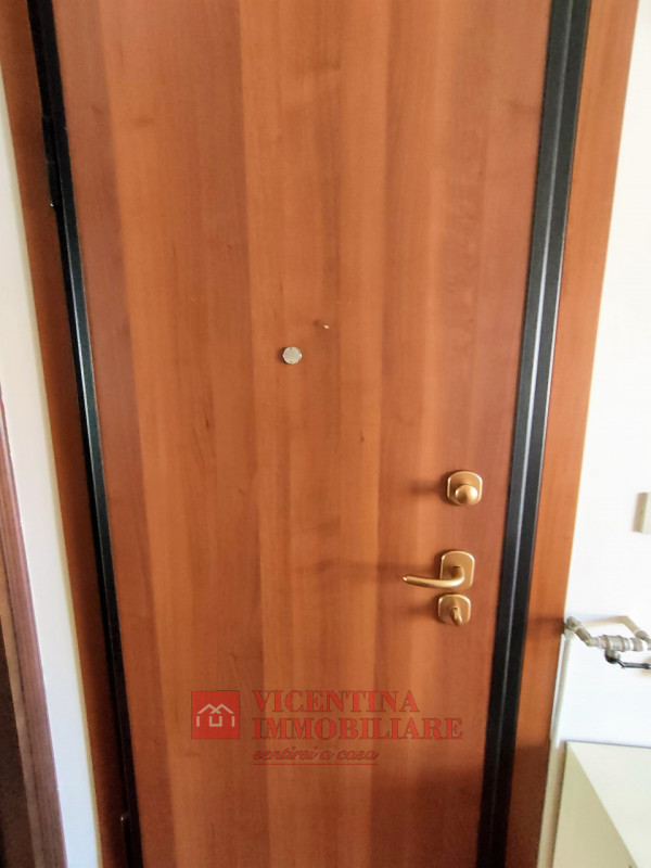 VICENZA-ANCONETTA: in un quartiere tranquillo ma comodo ai servizi proponiamo  in affitto MINI AP...
