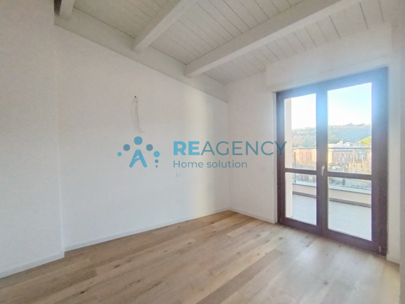 PERUGIA, zona Ponte San Giovanni: proponiamo in vendita NUOVO ATTICO CON TERRAZZA ABITABILE E VIS...