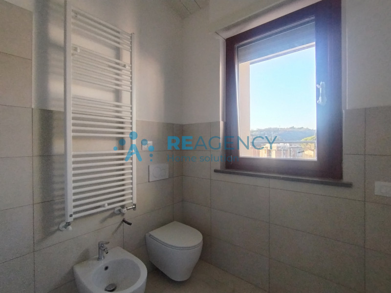 PERUGIA, zona Ponte San Giovanni: proponiamo in vendita NUOVO ATTICO CON TERRAZZA ABITABILE E VIS...