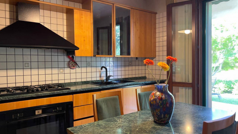 Ve lo diciamo subito: noi di questa casa ci siamo subito innamorati.

Ci siamo innamorati di una ...