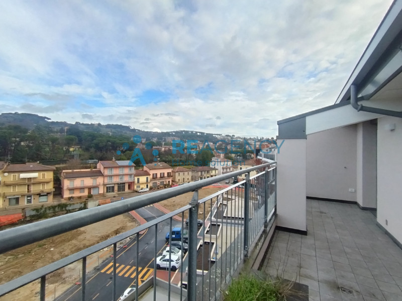 PERUGIA, zona Ponte San Giovanni: proponiamo in vendita NUOVO ATTICO CON TERRAZZA ABITABILE E VIS...