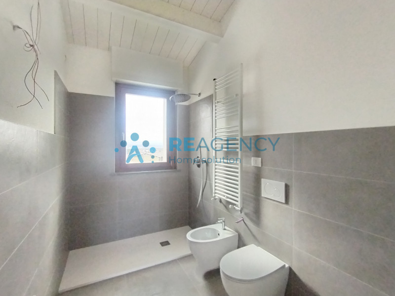 PERUGIA, zona Ponte San Giovanni: proponiamo in vendita NUOVO ATTICO CON TERRAZZA ABITABILE E VIS...