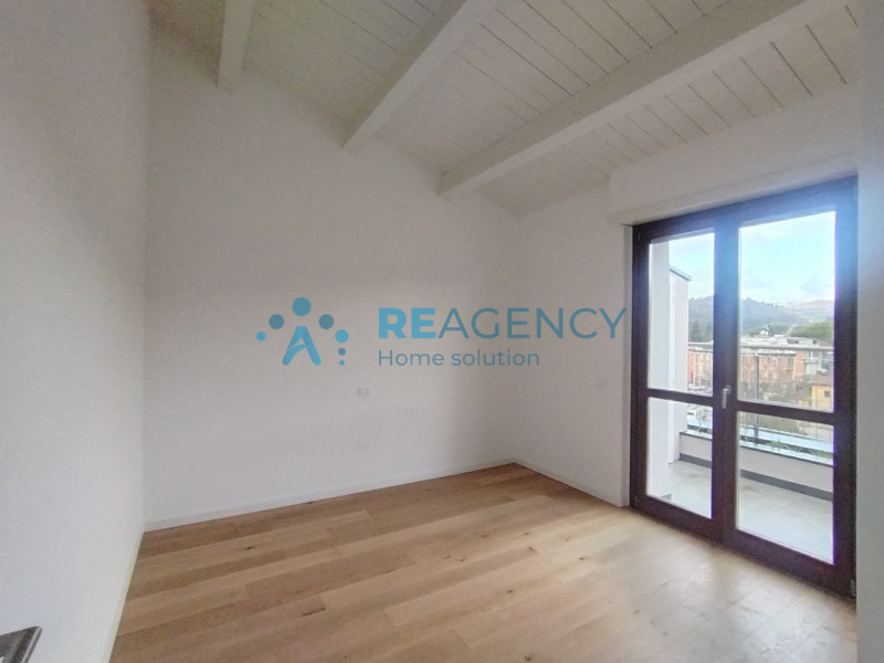 PERUGIA, zona Ponte San Giovanni: proponiamo in vendita NUOVO ATTICO CON TERRAZZA ABITABILE E VIS...