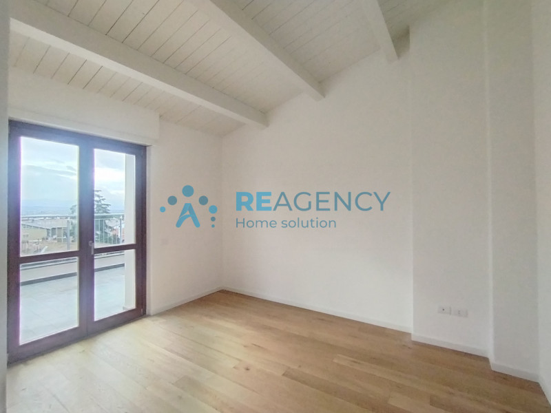 PERUGIA, zona Ponte San Giovanni: proponiamo in vendita NUOVO ATTICO CON TERRAZZA ABITABILE E VIS...