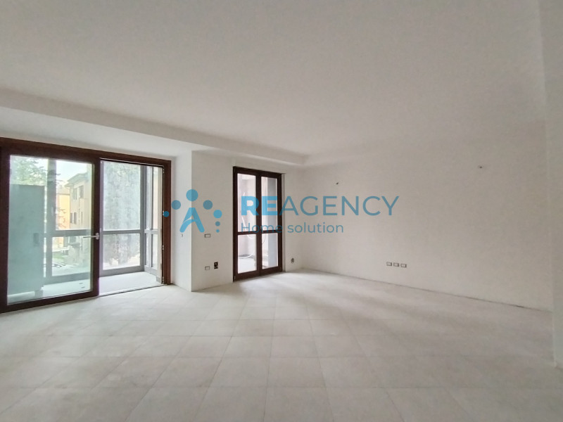 STAI CERCANDO UNA SOLUZIONE NUOVA IN CLASSE A, COMODA A TUTTI I SERVIZI, CON TERRAZZO ABITABILE?
...