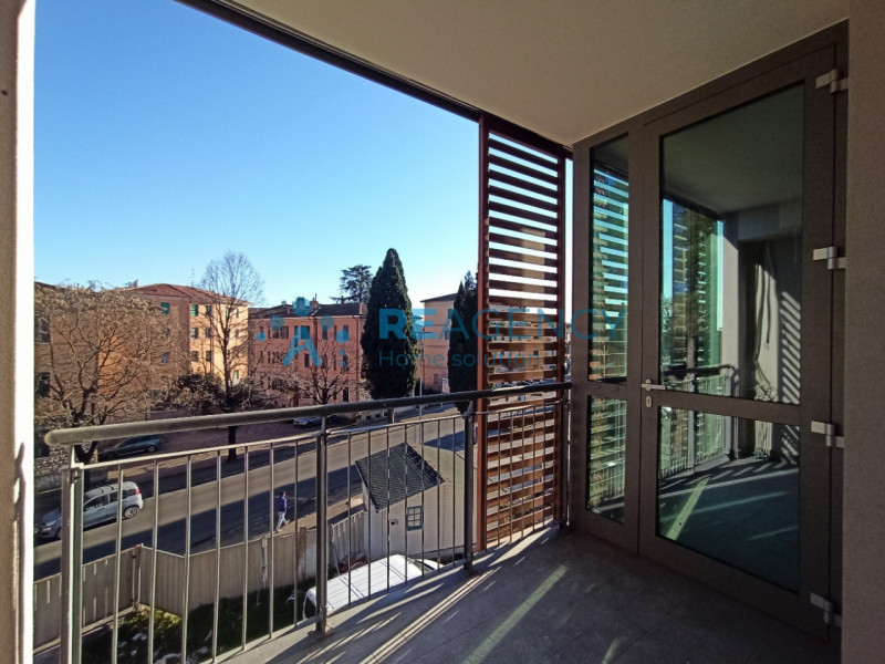 STAI CERCANDO UNA SOLUZIONE NUOVA IN CLASSE A, COMODA A TUTTI I SERVIZI, CON TERRAZZO ABITABILE?
...