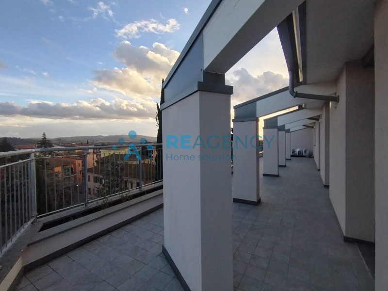 PERUGIA, zona Ponte San Giovanni: proponiamo in vendita NUOVO ATTICO CON TERRAZZA ABITABILE E VIS...