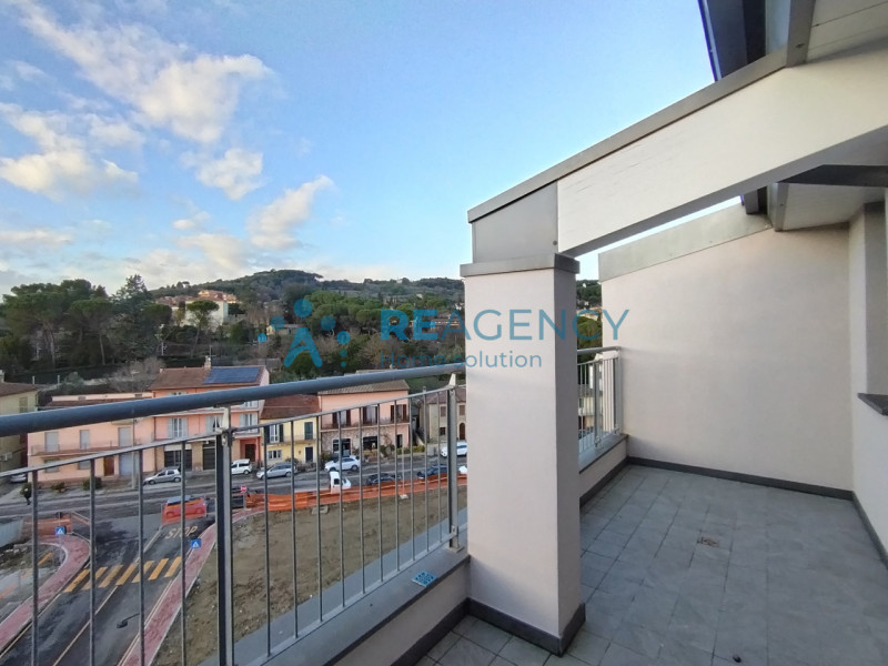 PERUGIA, zona Ponte San Giovanni: proponiamo in vendita NUOVO ATTICO CON TERRAZZA ABITABILE E VIS...