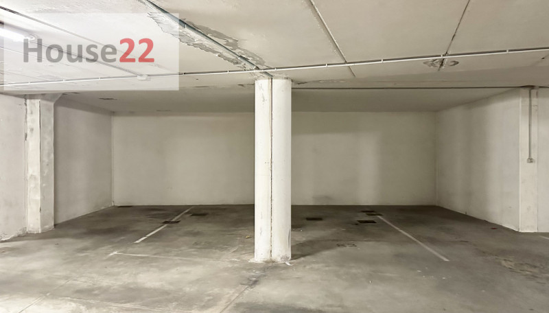 SI PRECISA QUANTO SEGUE: Attualmente l'immobile è accatastato come ufficio e si può eseguire il c...