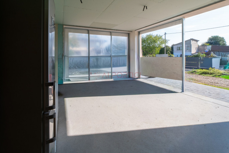 Comune di BRUGINE - VILLA SINGOLA sviluppata tutta al piano terra E SPAZIO ESCLUSIVO di circa 100...