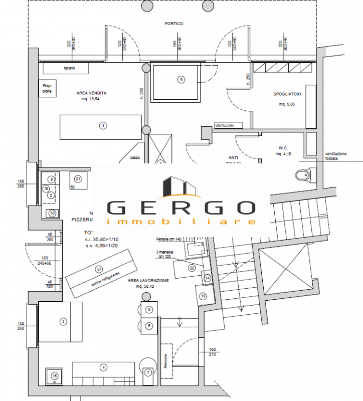 (Per INFO Mattias 3494222146) A Mansuè, in zona centrale di forte passaggio e vicino a scuole e s...
