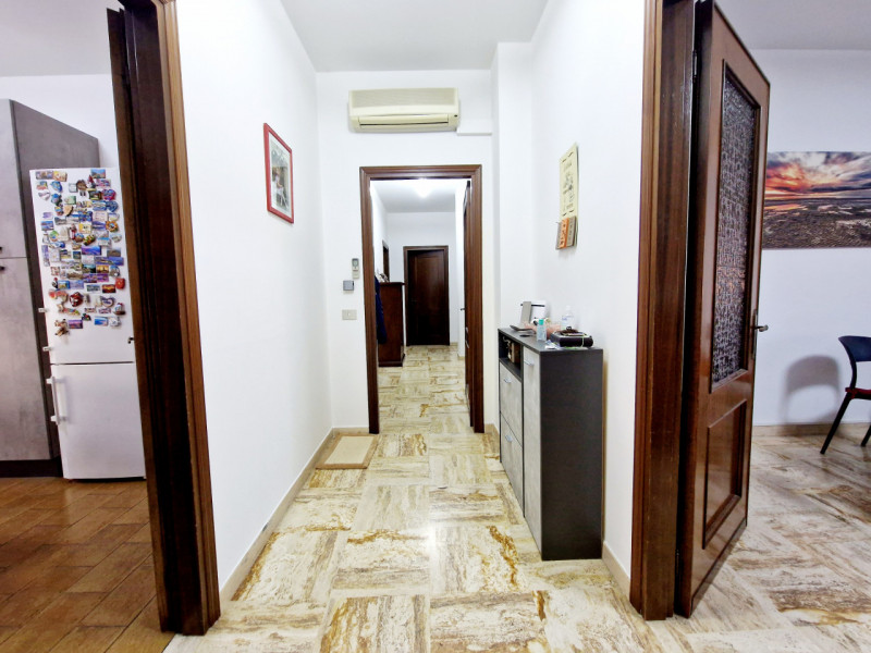 A Borgo Veneto, località Saletto, proponiamo in affitto spaziosa porzione di casa a schiera di te...