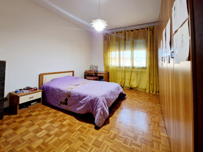 A Borgo Veneto, località Saletto, proponiamo in affitto spaziosa porzione di casa a schiera di te...