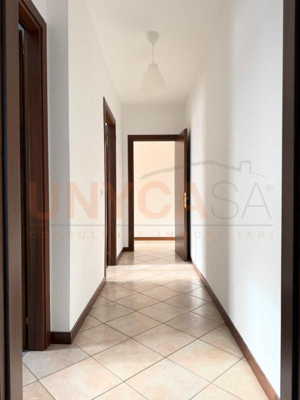 GRISIGNANO DI ZOCCO: in posizione centrale e strategica, proponiamo ampio appartamento, situato a...