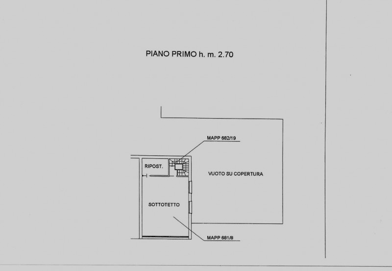 In zona centrale di Rubano, proponiamo ufficio/negozio su due piani. La struttura si sviluppa su ...